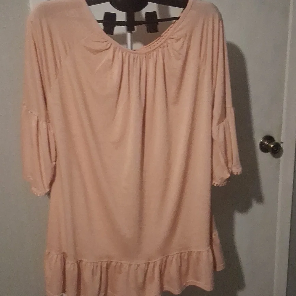 WinWin Peach Crochet Accent Blouse 3/4 Bell Sleeve L-X - Picture 3 of 5